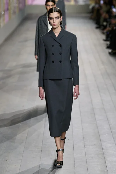 Look 20